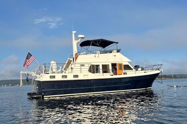 42' Symbol 2000 Yacht For Sale